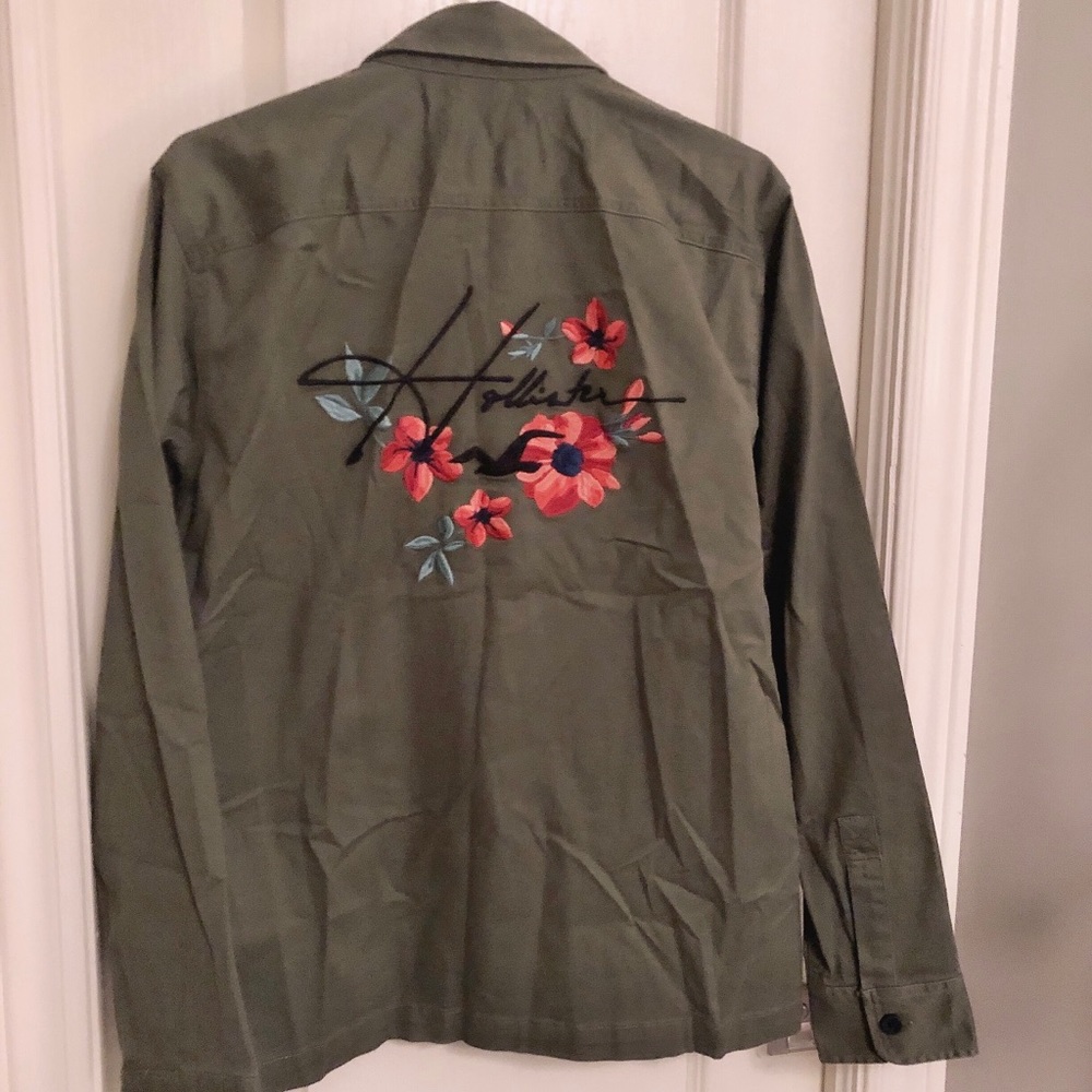 NWT Hollister floral cotton shirt Small